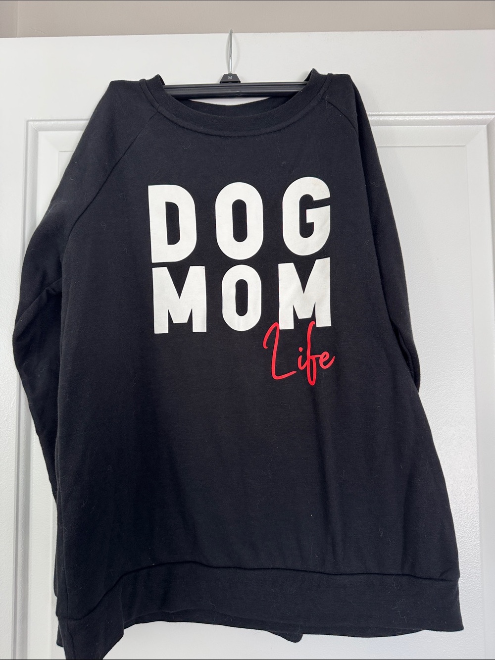Freeze Black 'Dog Mom Life' Graphic Sweatshirt